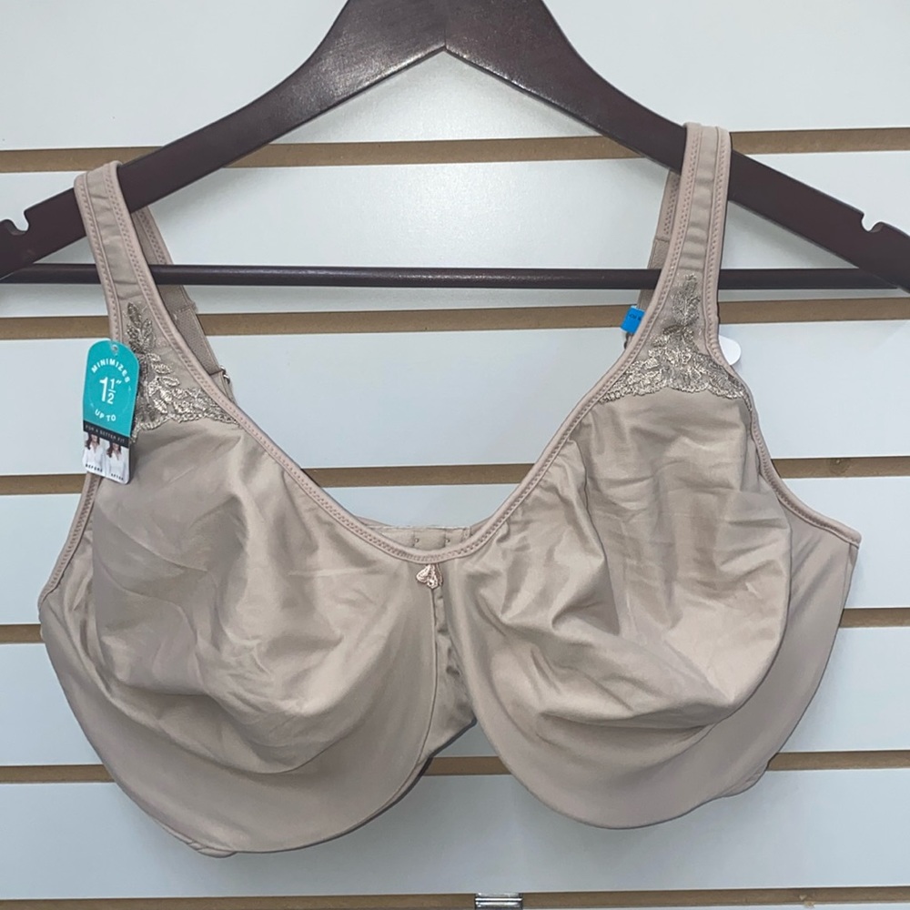 New Bra with the tag and excellent quality